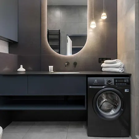 Appartement Modern With Parking And Air Conditioning In The Center Of By Renters Wrocław