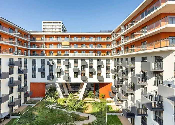 Modern With Parking And Air Conditioning In The Center Of By Renters Apartamento Breslavia